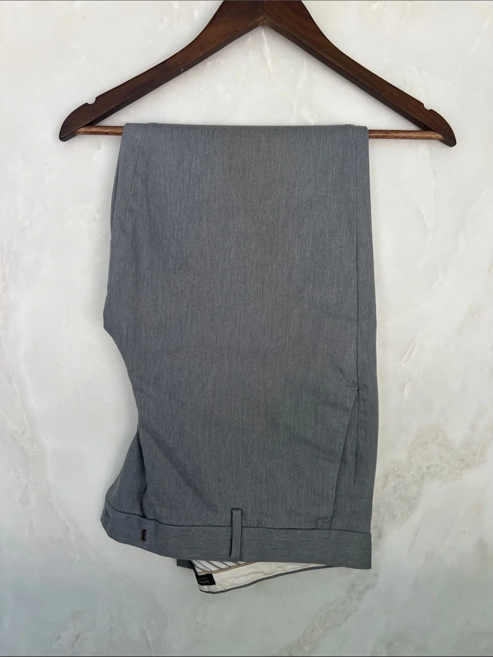 Banana Republic Men's Gray Flat-Front Performance Shorts